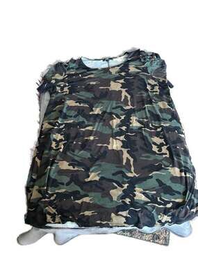 Vibe camo top size 3x